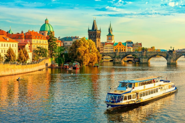 Gdansk Private River Cruise – Up to 12 People