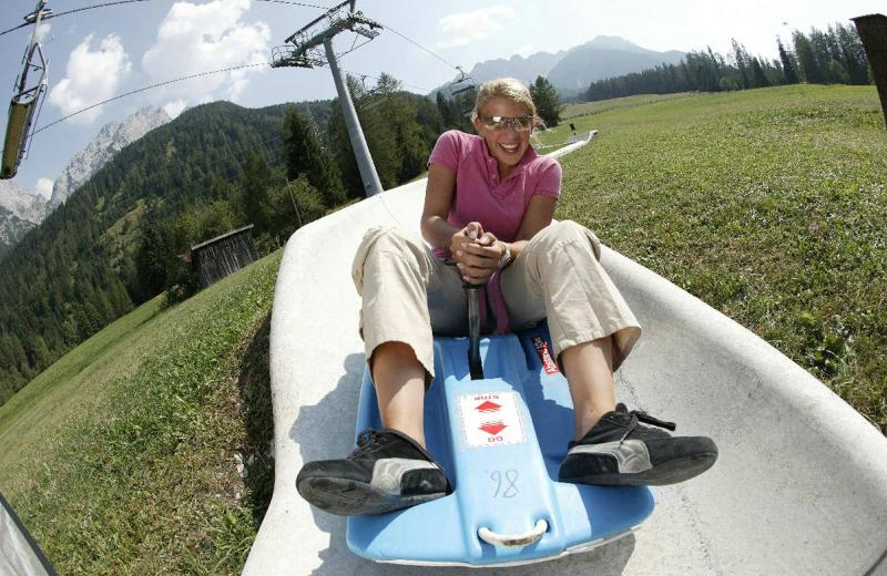 Budapest Bobsledding Thrill – 5 slides