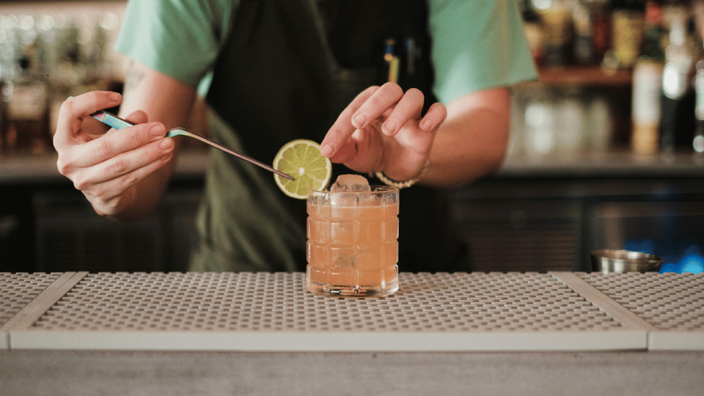 Budapest Booze Night – Cocktail Crawl